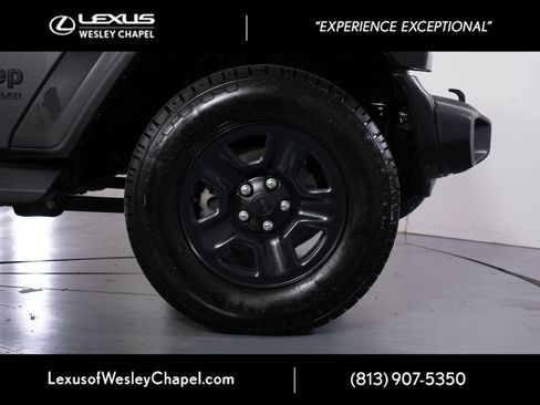 Used 2022 Jeep Wrangler Unlimited Sport AWD/4WD image 4