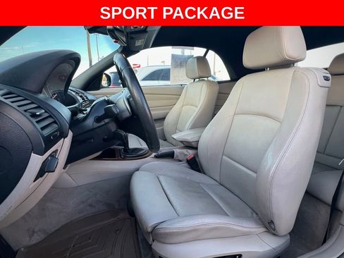 Used 2010 BMW 128i Convertible image 15