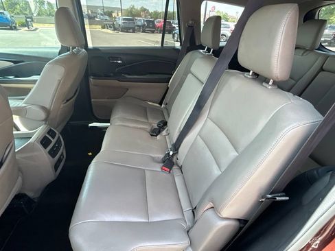 Used 2022 Honda Pilot Touring image 23