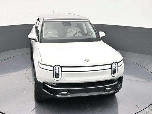 Used 2024 Rivian R1S Adventure AWD/4WD image 20