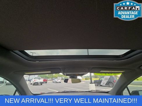 Used 2017 Cadillac XT5 Luxury w/ Driver Awareness Package FWD image 15