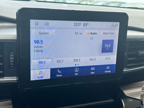 Used 2024 Ford Explorer Limited AWD/4WD image 17
