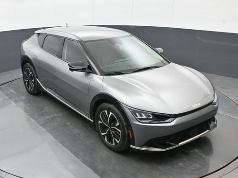 Used 2024 Kia EV6 Wind w/ Wind Technology Package image 31