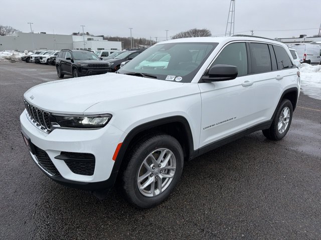 New 2026 Jeep Grand Cherokee Laredo X AWD/4WD image 7