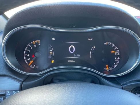 Used 2021 Jeep Grand Cherokee Limited w/ Luxury Group II image 15