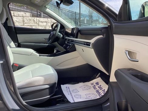 New 2026 Hyundai Tucson SEL image 17