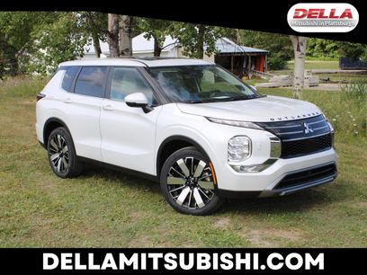 New 2025 Mitsubishi Outlander SE