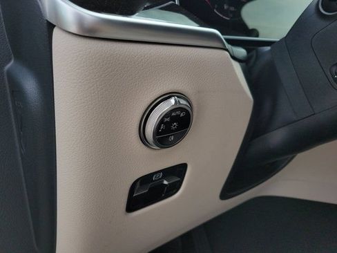 Certified 2026 Mercedes-Benz GLC 300 image 23