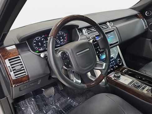 Used 2020 Land Rover Range Rover HSE image 16