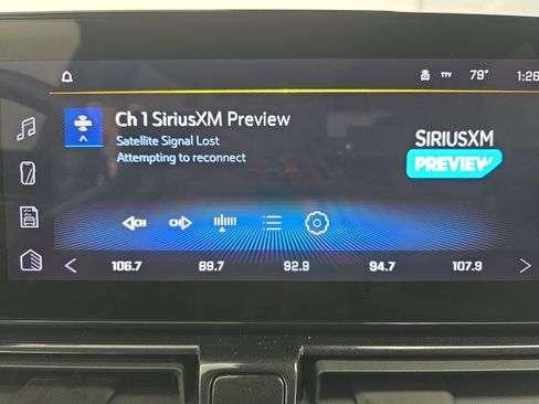 Used 2025 Chevrolet TrailBlazer LT image 23