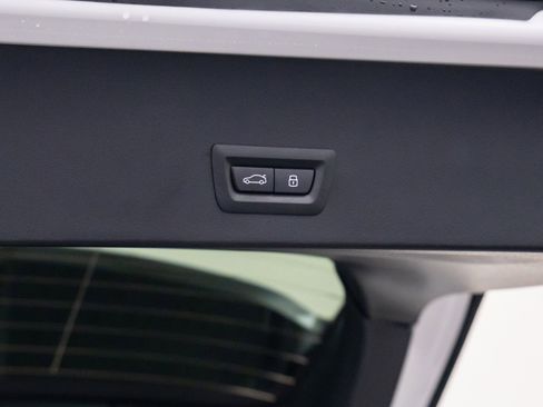 Used 2026 BMW X3 xDrive30 w/ Premium Package image 32