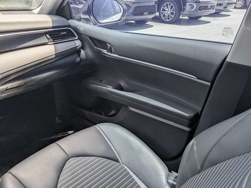 Used 2023 Toyota Camry SE w/ Cold Weather Package FWD image 16