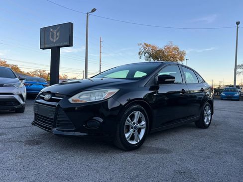Used 2013 Ford Focus SE image 1