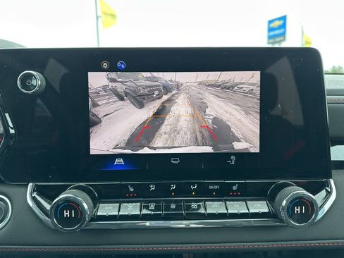 Used 2024 Chevrolet Colorado Z71 w/ Z71 Convenience Package 2 image 45