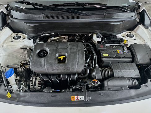 Used 2025 Kia Seltos S FWD image 33