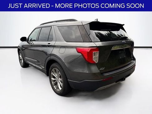 Used 2020 Ford Explorer XLT w/ Equipment Group 202A AWD/4WD image 6