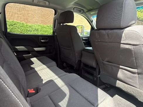 Used 2019 Chevrolet Silverado 2500 LT AWD/4WD image 32