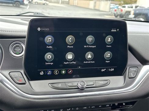 Used 2025 Chevrolet Blazer LT image 13