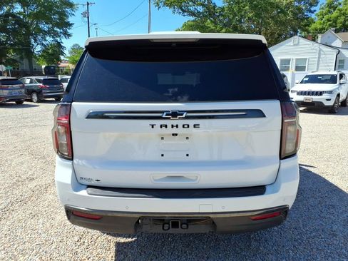 Used 2022 Chevrolet Tahoe Z71 w/ Luxury Package AWD/4WD image 6