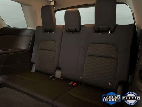 Used 2024 Nissan Pathfinder S image 70