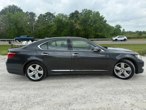 Used 2011 Lexus LS 460 w/ Touring Edition RWD image 6