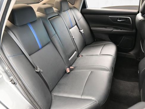 Used 2018 Nissan Altima 2.5 SR w/ SR Midnight Edition image 44