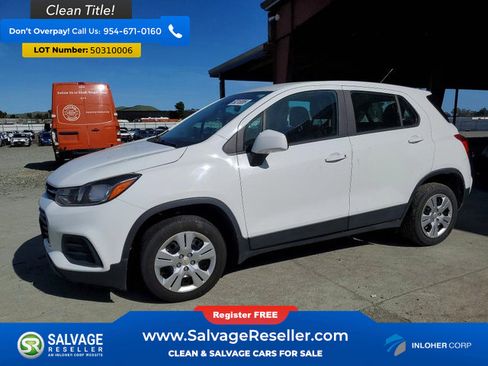 Used 2017 Chevrolet Trax LS FWD image 1