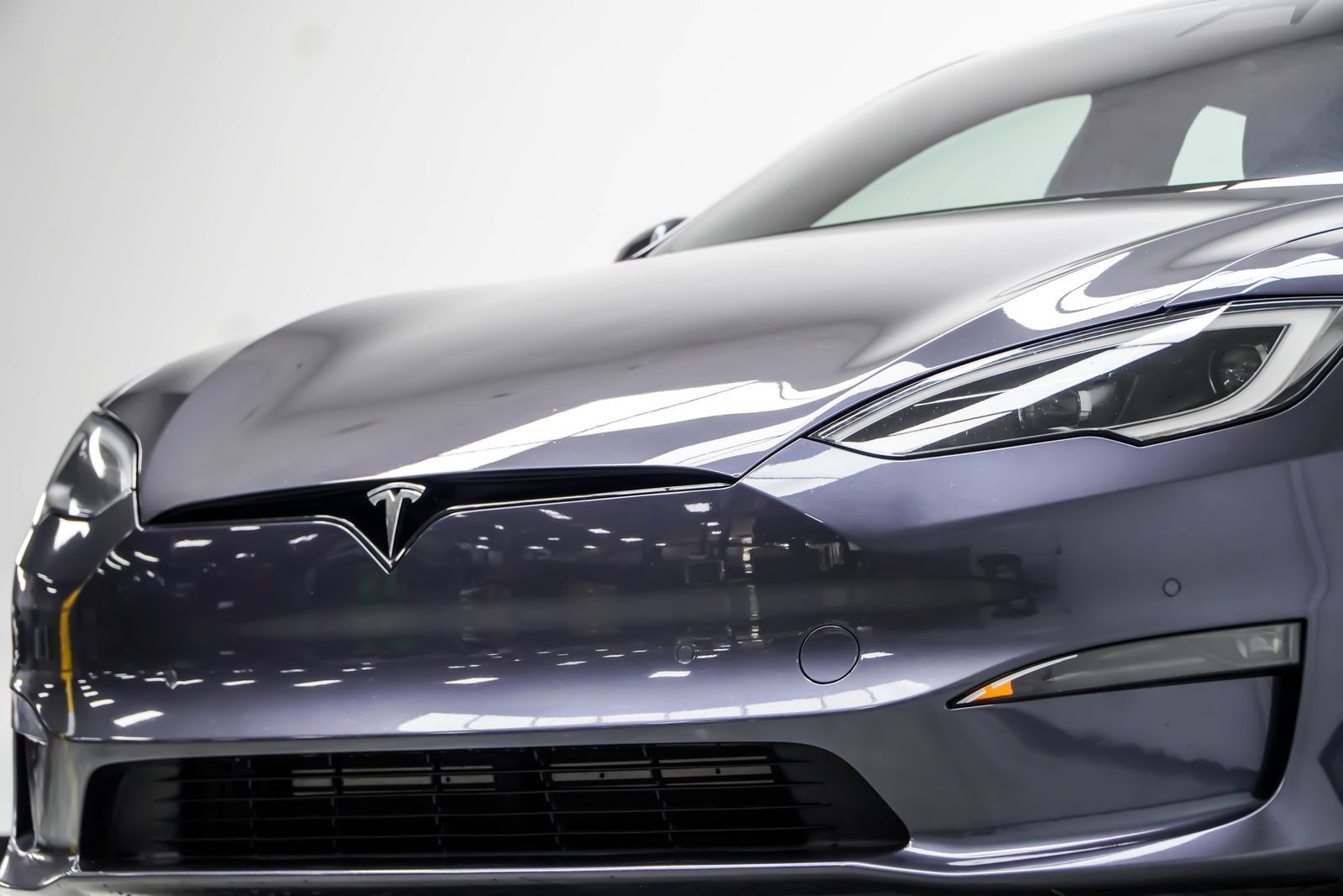Used 2022 Tesla Model S AWD/4WD image 2