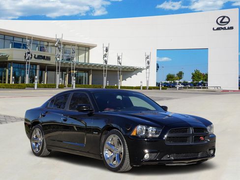 Used 2014 Dodge Charger R/T image 2