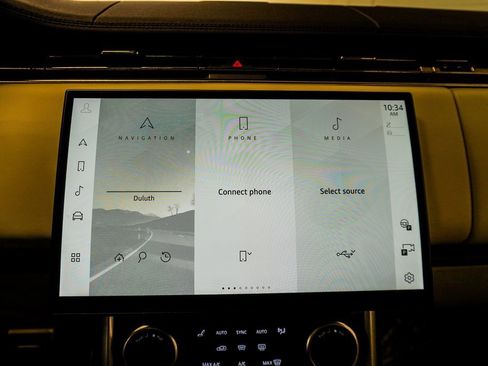 Used 2023 Land Rover Range Rover SE image 41