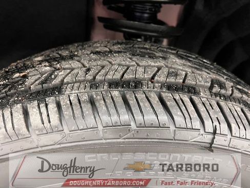 New 2026 Chevrolet Traverse RS w/ LPO, Floor Liner Package FWD image 21