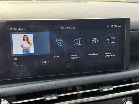 Used 2025 Hyundai Tucson SE image 21