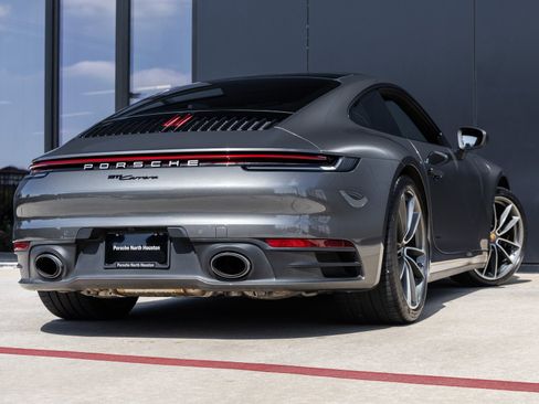 Certified 2024 Porsche 911 Carrera image 11