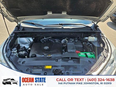 Used 2017 Toyota Highlander XLE AWD/4WD image 18