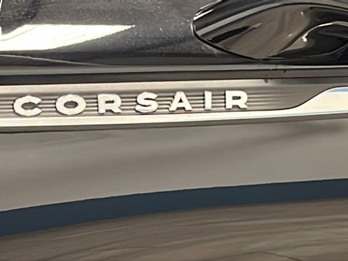 Used 2024 Lincoln Corsair AWD image 35