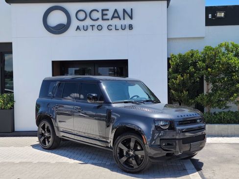 Used 2023 Land Rover Defender 110 V8 AWD/4WD image 1