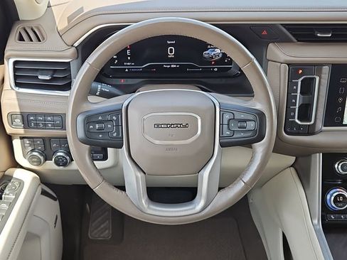Used 2022 GMC Yukon XL Denali w/ Max Trailering Package AWD/4WD image 28
