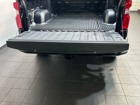 Used 2022 Chevrolet Silverado 1500 RST AWD/4WD image 11