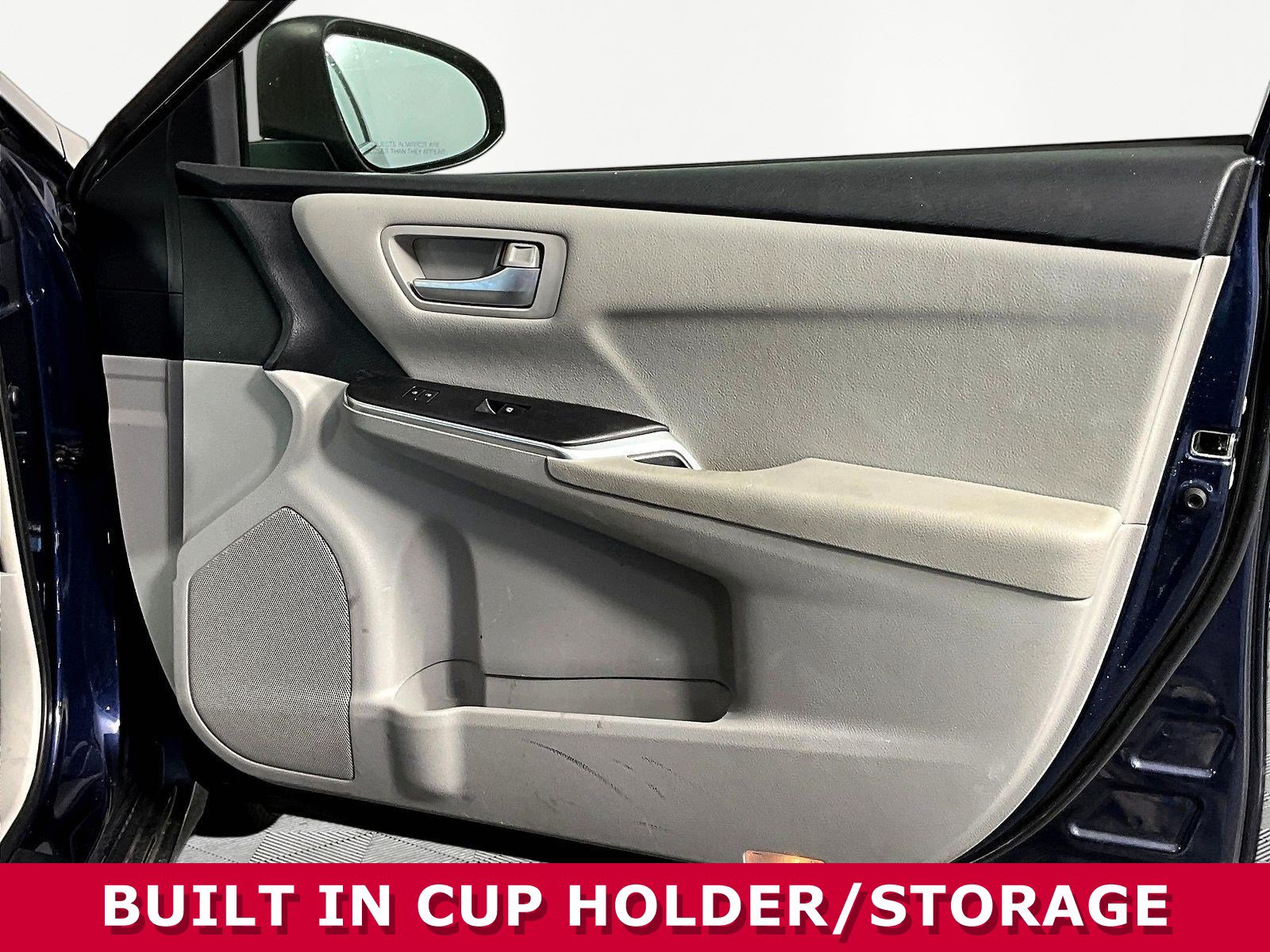Used 2016 Toyota Camry LE FWD image 25