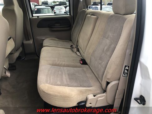 Used 2004 Ford F250 XLT image 13