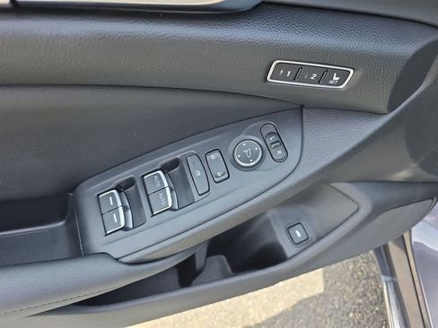 Certified 2022 Honda Accord Touring image 19