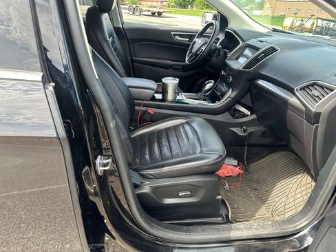 Used 2018 Ford Edge SEL w/ Equipment Group 201A FWD image 6