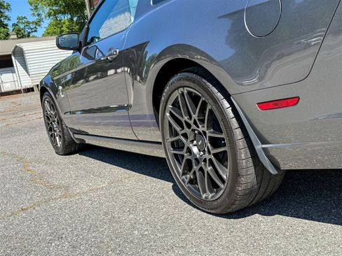 Used 2014 Ford Mustang Shelby GT500 w/ Equipment Group 821A RWD image 22