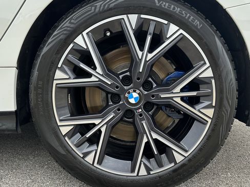 Certified 2025 BMW M235i xDrive w/ Technology Package image 14