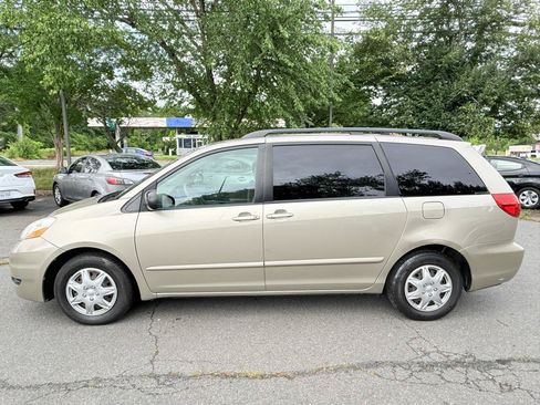 Used 2008 Toyota Sienna LE FWD image 4