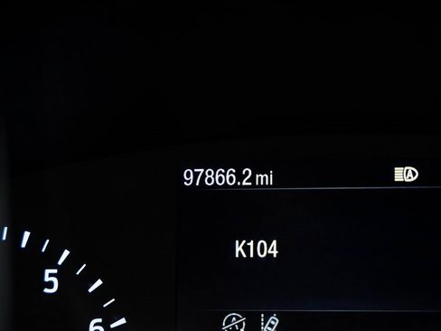 Used 2022 Ford Escape SE w/ Cold Weather Package image 18