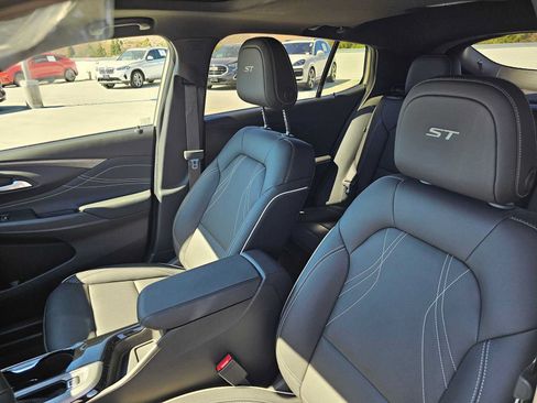 New 2026 Buick Envista Sport Touring w/ Studio Series FWD image 21
