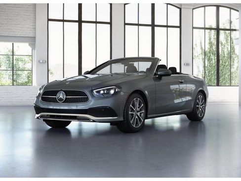Used 2023 Mercedes-Benz E 450 4MATIC Cabriolet image 41