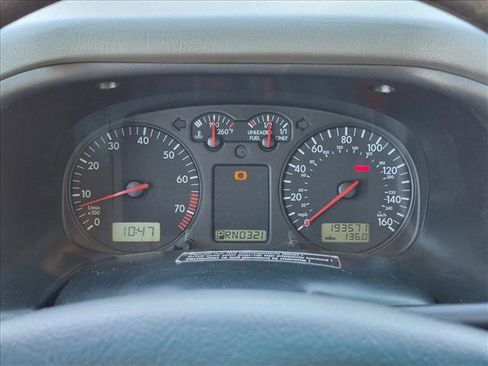 Used 2001 Volkswagen Eurovan FWD image 11