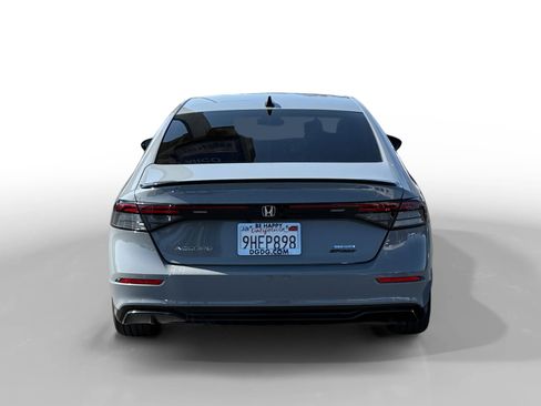 Used 2023 Honda Accord Sport image 4